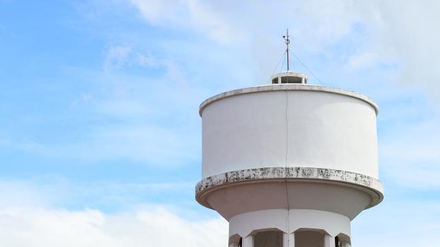 Water storage tower